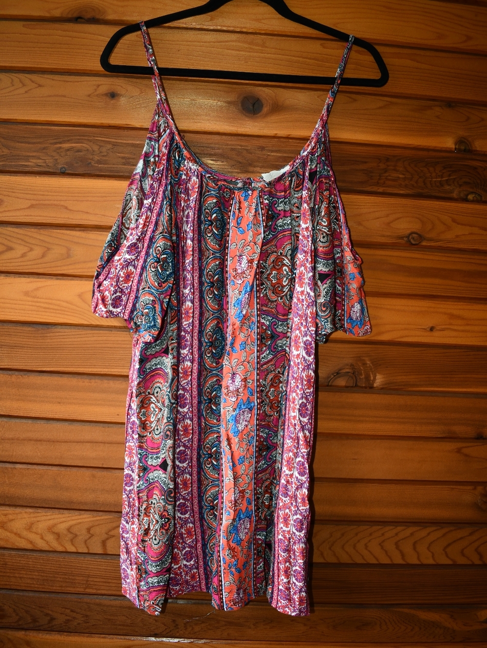 Poetry Boho Cold-Shoulder Paisley Sundress in Coral & Pink